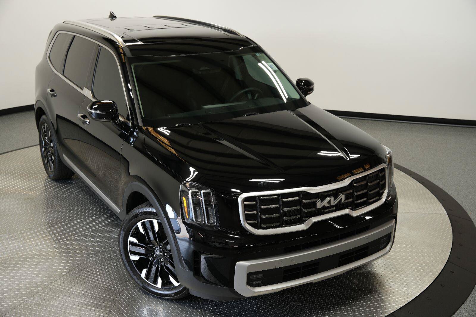 Used 2025 Kia Telluride SX AWD/4WD image 52
