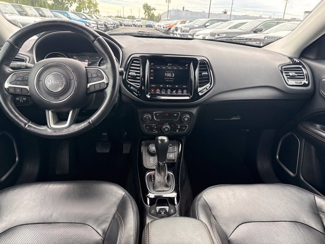 Used 2018 Jeep Compass Limited AWD/4WD image 10
