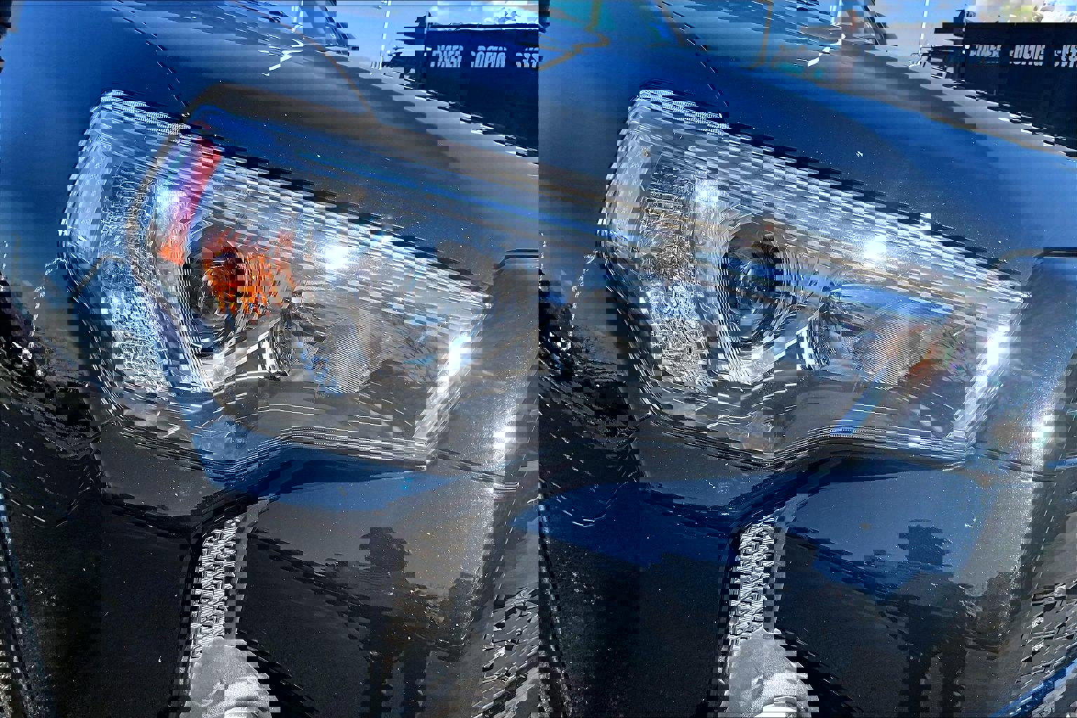 Used 2023 Toyota 4Runner SR5 Premium w/ Moonroof Package image 27