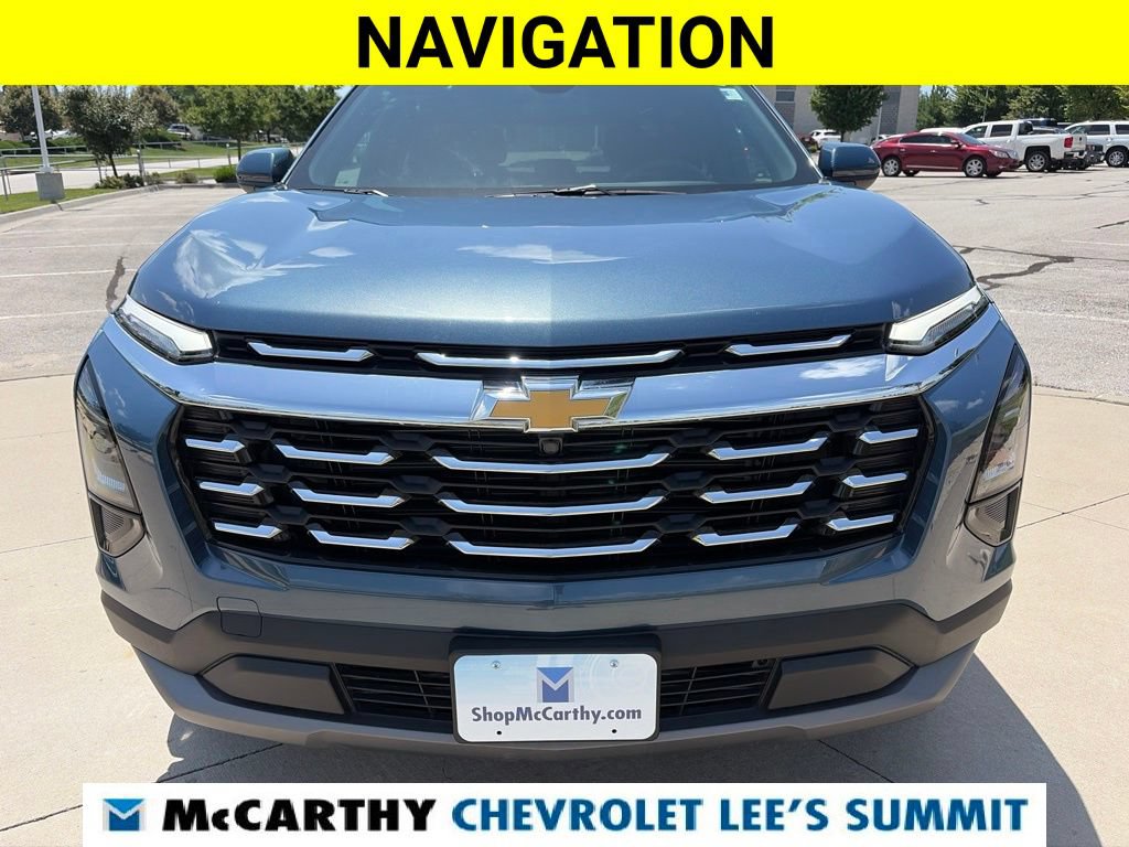 Used 2025 Chevrolet Equinox LT FWD image 3