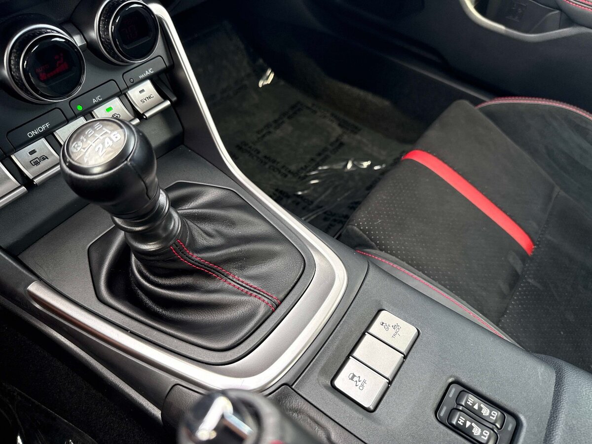Used 2022 Subaru BRZ Limited RWD image 21