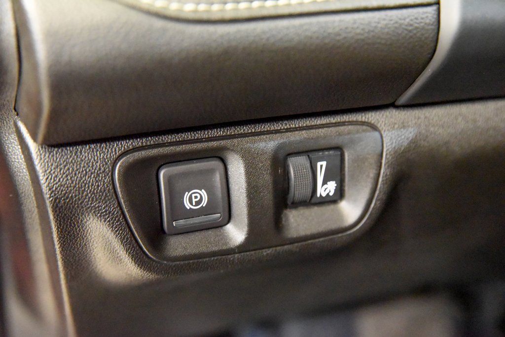 Used 2023 GMC Acadia SLT w/ Preferred Package image 19