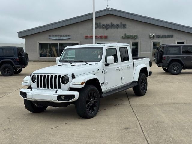 Used 2023 Jeep Gladiator Overland image 3