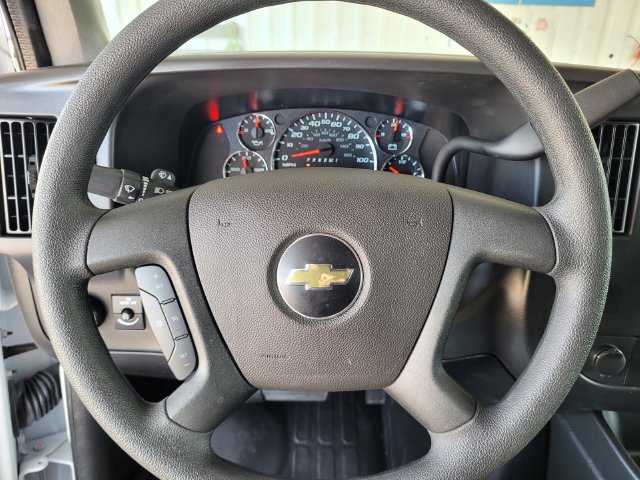 Used 2025 Chevrolet Express 2500 w/ Driver Convenience Package RWD image 23