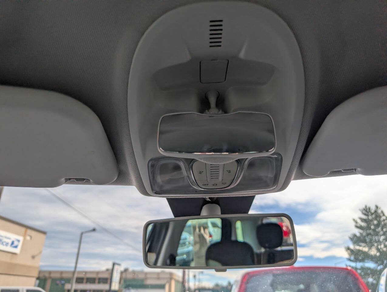 Used 2014 FIAT 500L Easy FWD image 27