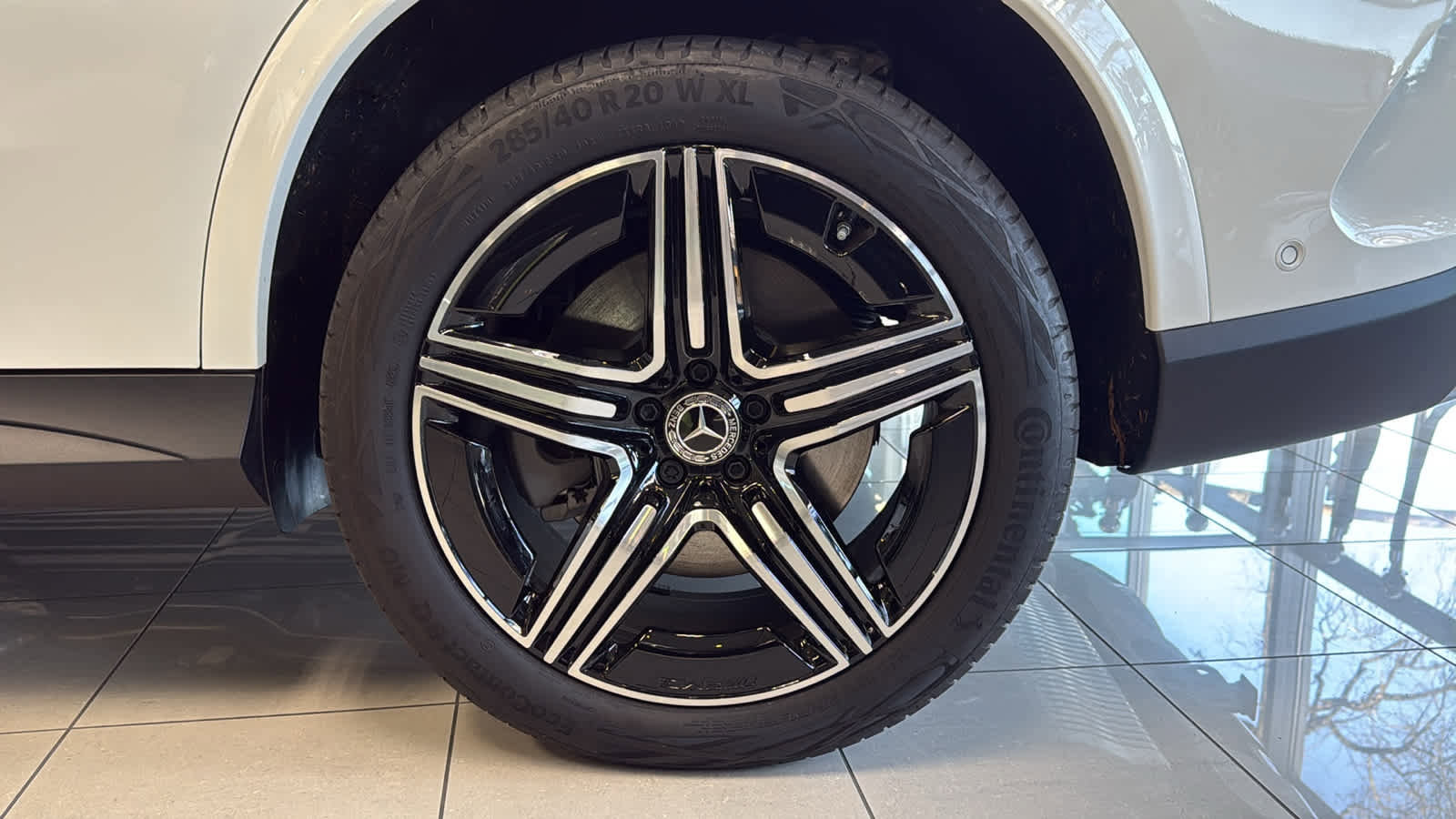 New 2025 Mercedes-Benz GLC 350e 4MATIC image 12