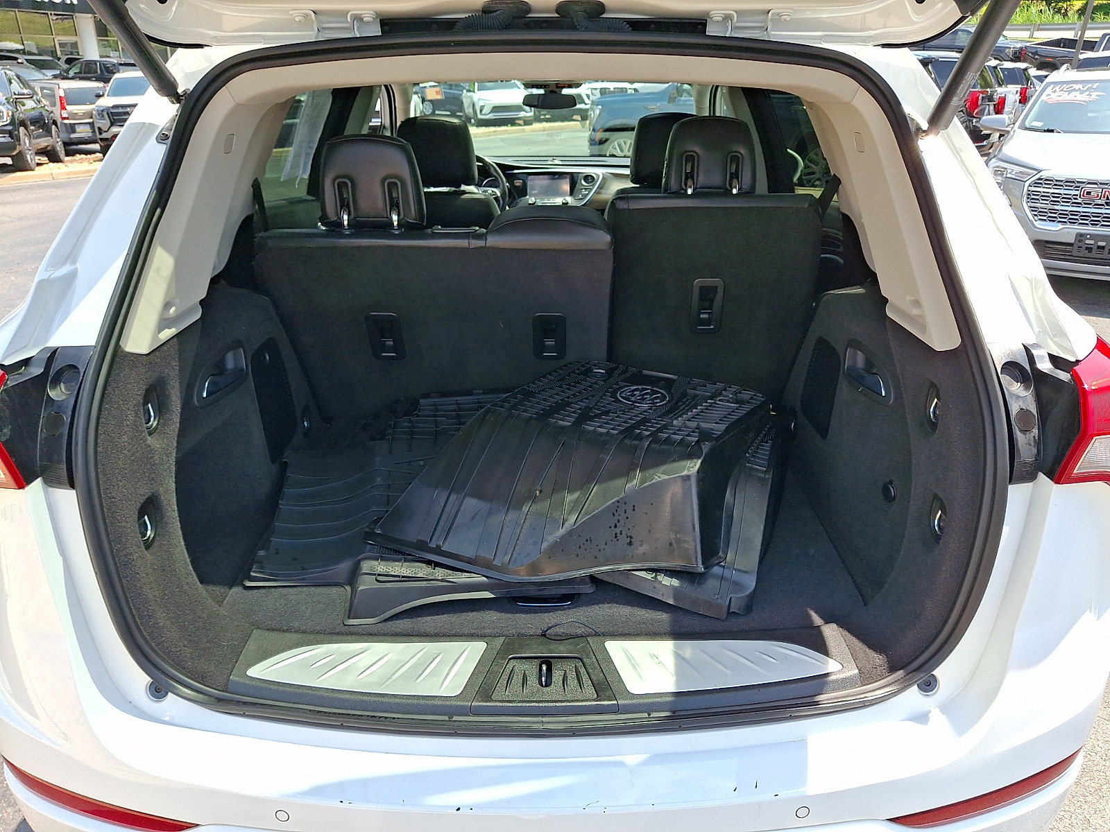 Used 2019 Buick Envision Essence AWD/4WD image 29