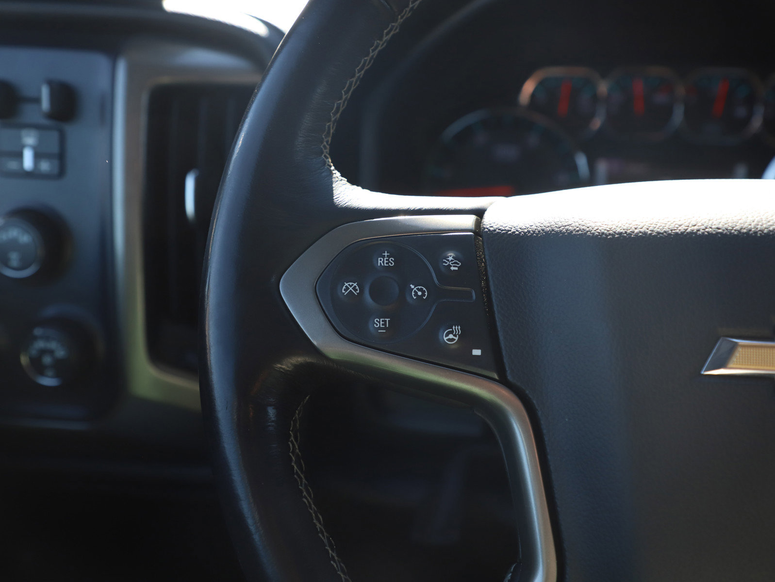 Used 2018 Chevrolet Silverado 2500 High Country w/ Duramax Plus Package image 24