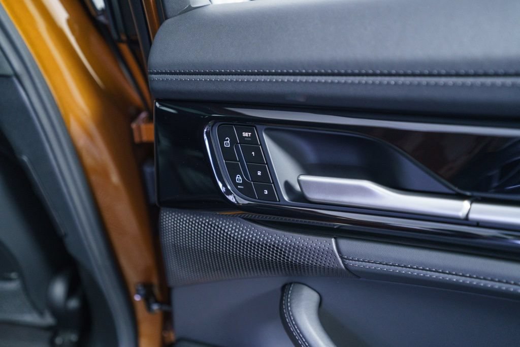 Certified 2025 Porsche Panamera GTS AWD/4WD image 46