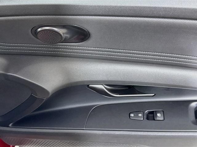 Certified 2025 Hyundai Elantra Sport FWD image 33