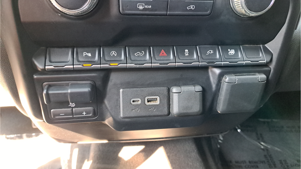 Used 2021 GMC Sierra 1500 SLE w/ Remote Start Package AWD/4WD image 22