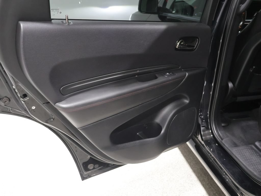 Used 2022 Dodge Durango R/T w/ Trailer Tow Group IV AWD/4WD image 19