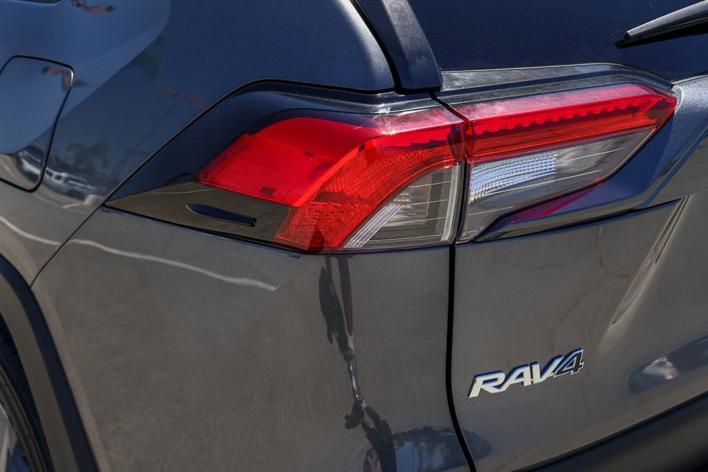 Used 2024 Toyota RAV4 XLE AWD/4WD image 7