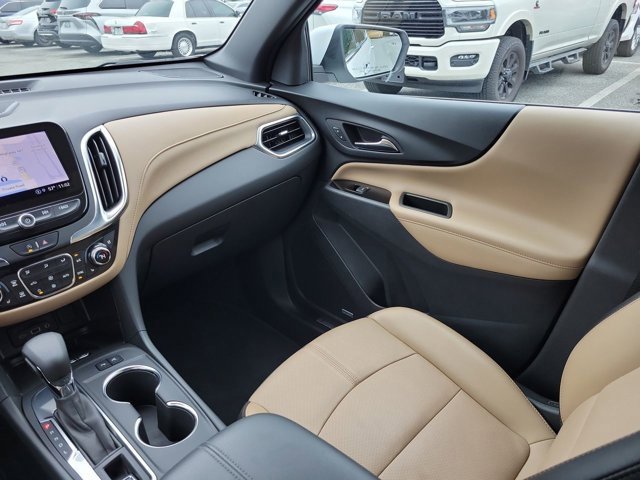 Used 2022 Chevrolet Equinox Premier image 3