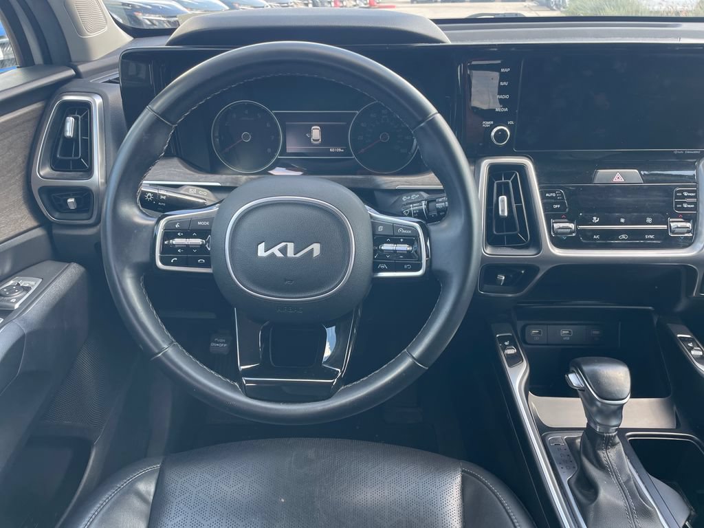 Used 2022 Kia Sorento S AWD/4WD image 13