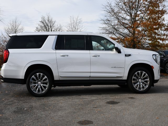 Used 2021 GMC Yukon XL Denali image 8