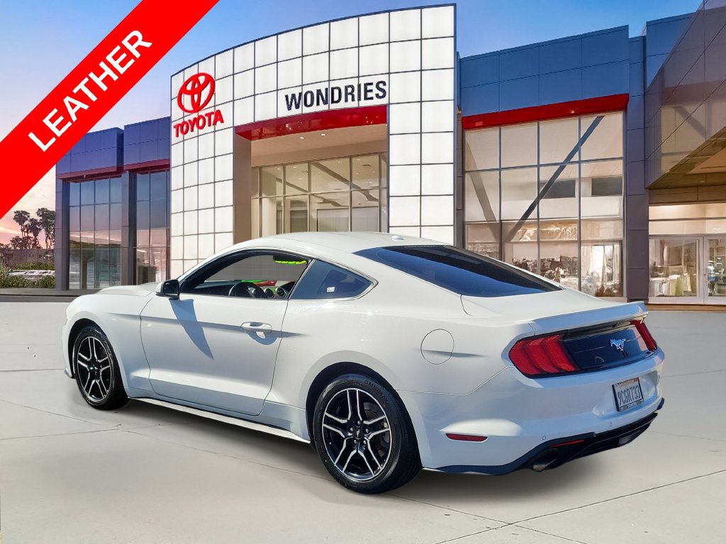 Used 2020 Ford Mustang Premium RWD image 4