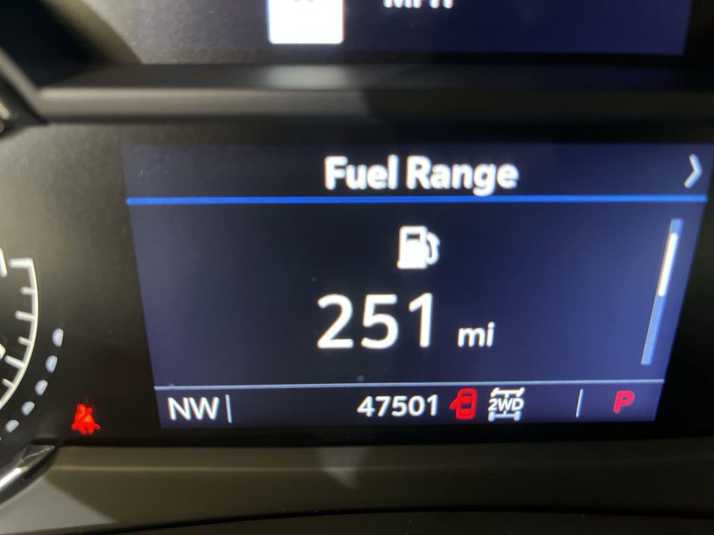 Certified 2023 Cadillac XT4 Premium Luxury image 21