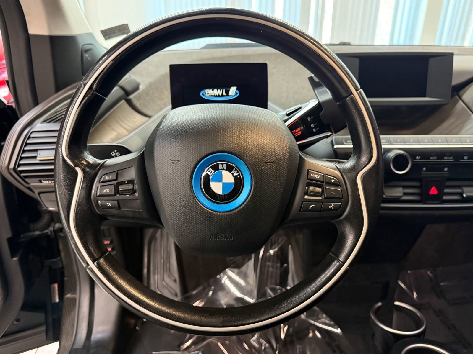 Used 2017 BMW i3 image 28