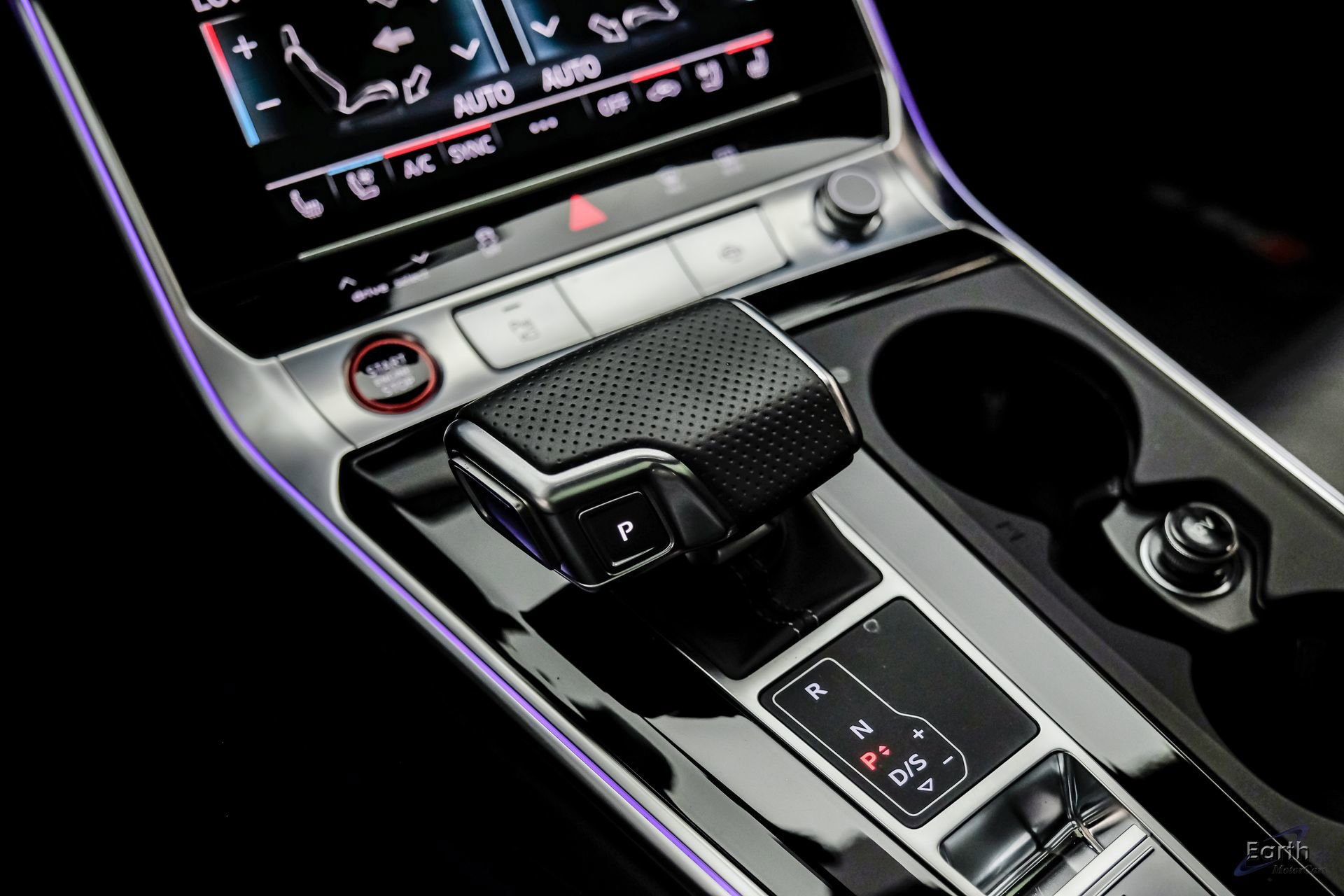 Used 2023 Audi RS 6 w/ Black Optic Package AWD/4WD image 57