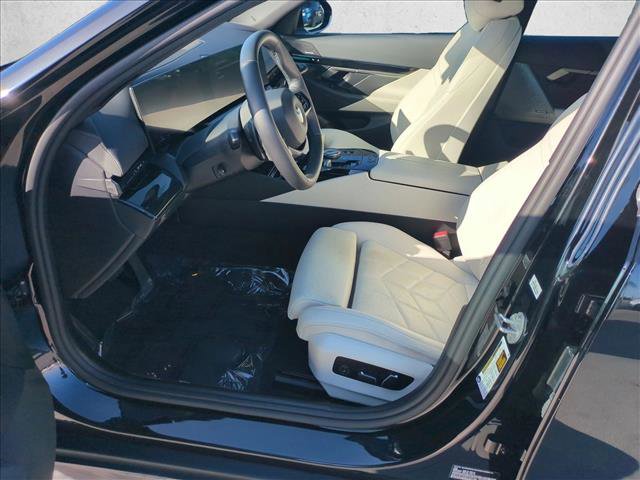 Certified 2024 BMW 530i w/ Premium Package RWD image 17