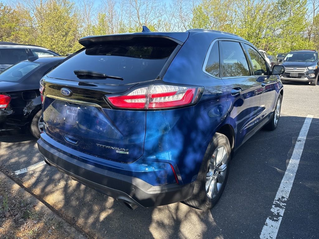Used 2020 Ford Edge Titanium image 4