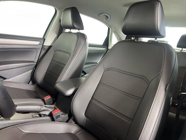 Used 2020 Volkswagen Passat 2.0T SE image 21