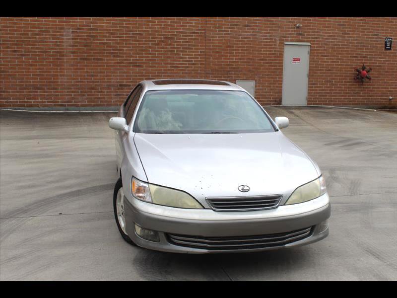 Used 2000 Lexus ES 330