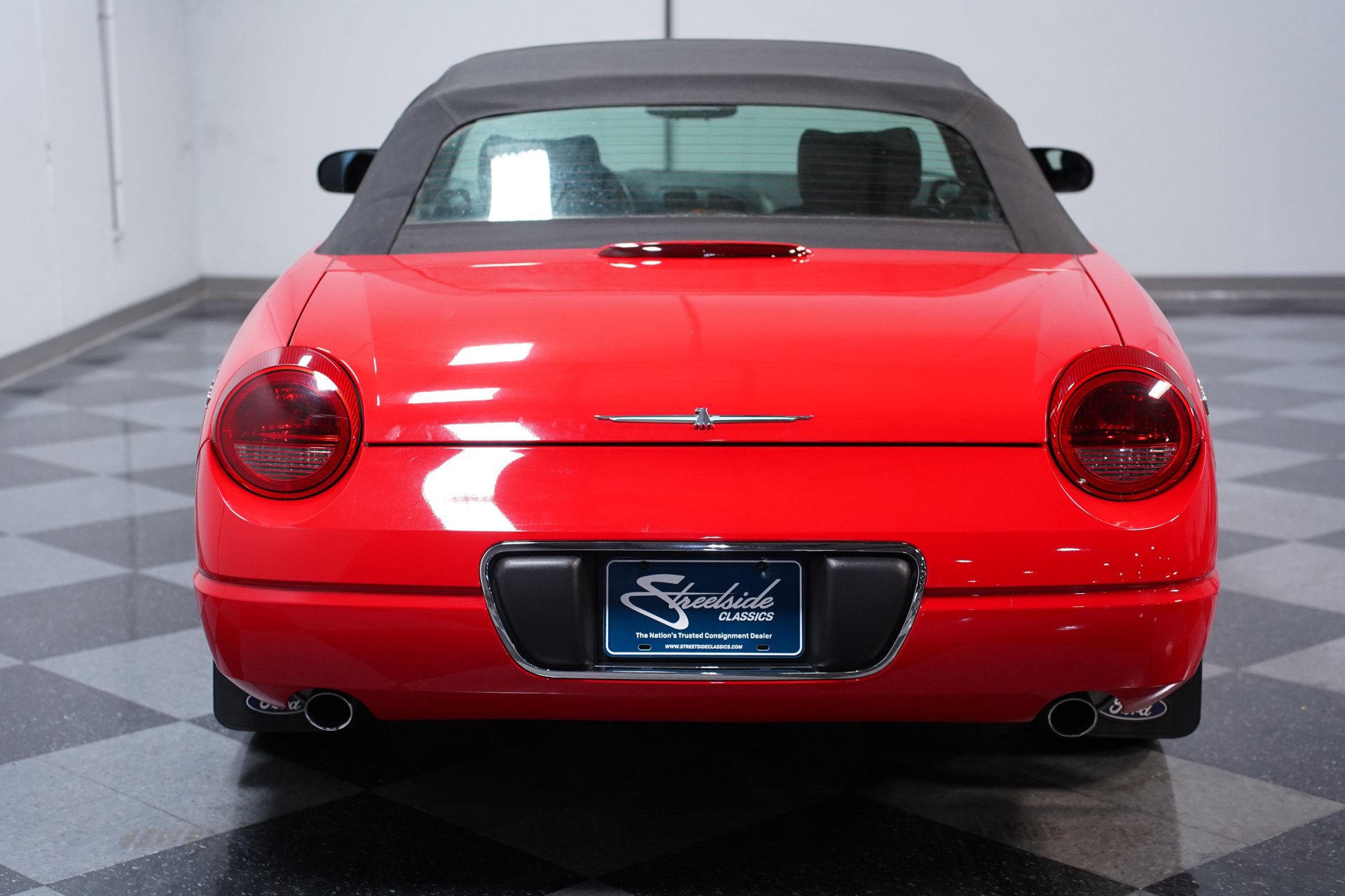 Used 2003 Ford Thunderbird RWD image 9
