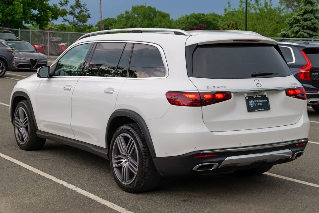 Used 2024 Mercedes-Benz GLS 450 4MATIC image 5