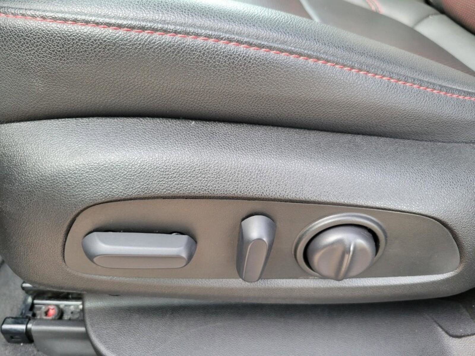 Used 2022 Chevrolet Blazer RS w/ Enhanced Convenience Package FWD image 22