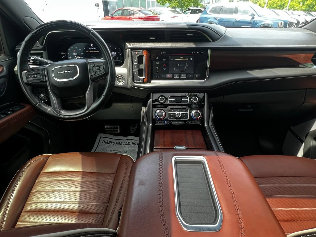 Used 2023 GMC Yukon Denali Ultimate AWD/4WD image 28