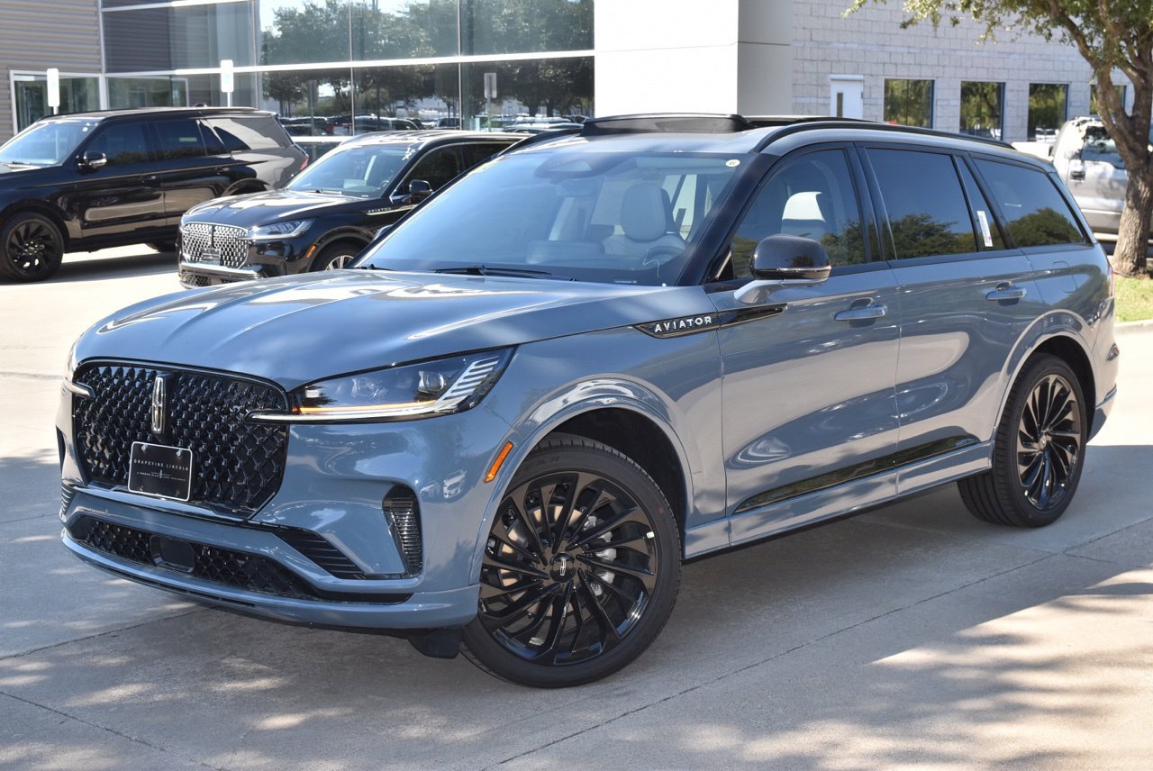 New 2027 Lincoln Aviator Reserve AWD/4WD image 12