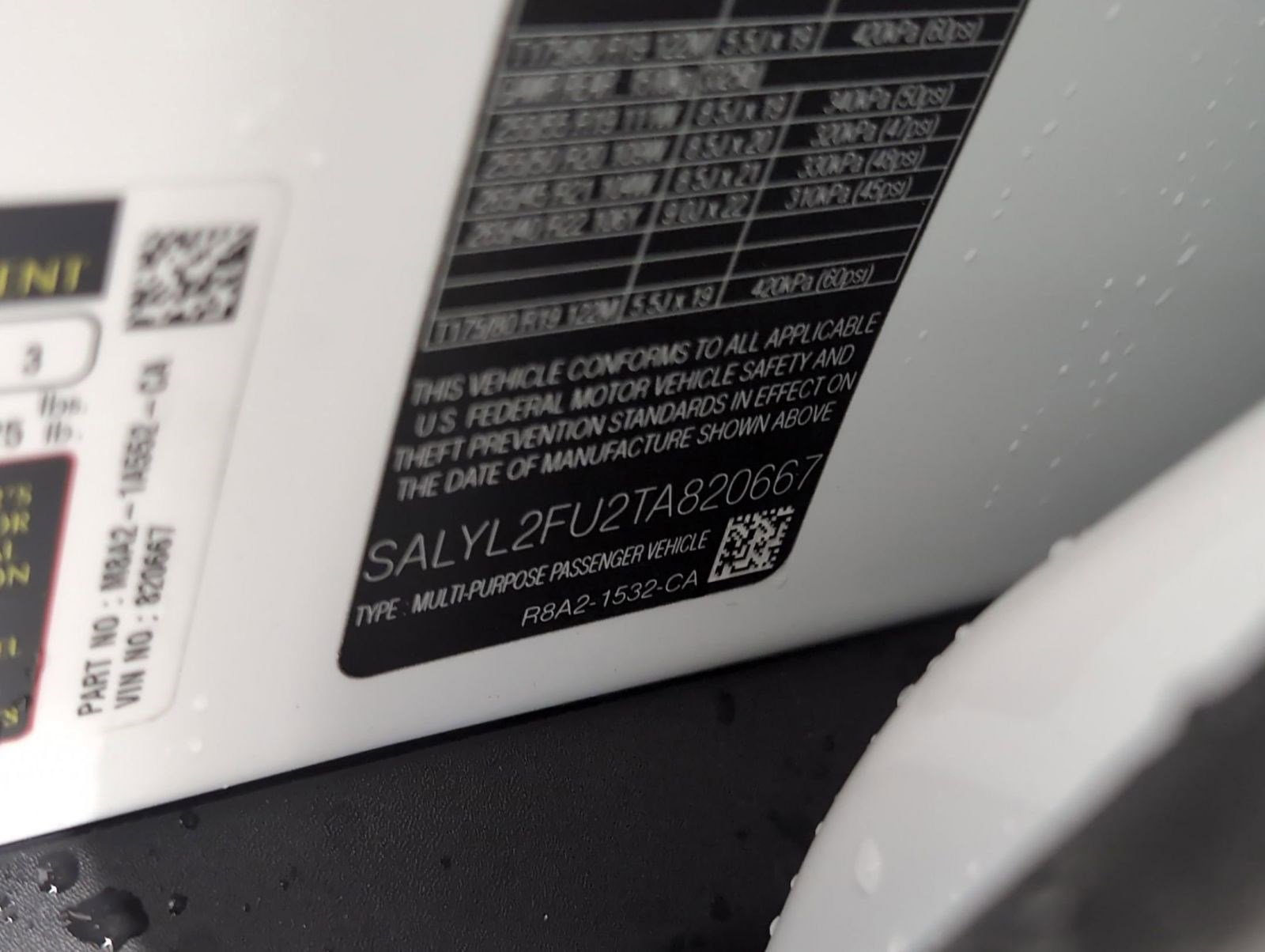 Certified 2026 Land Rover Range Rover Velar Dynamic SE image 18