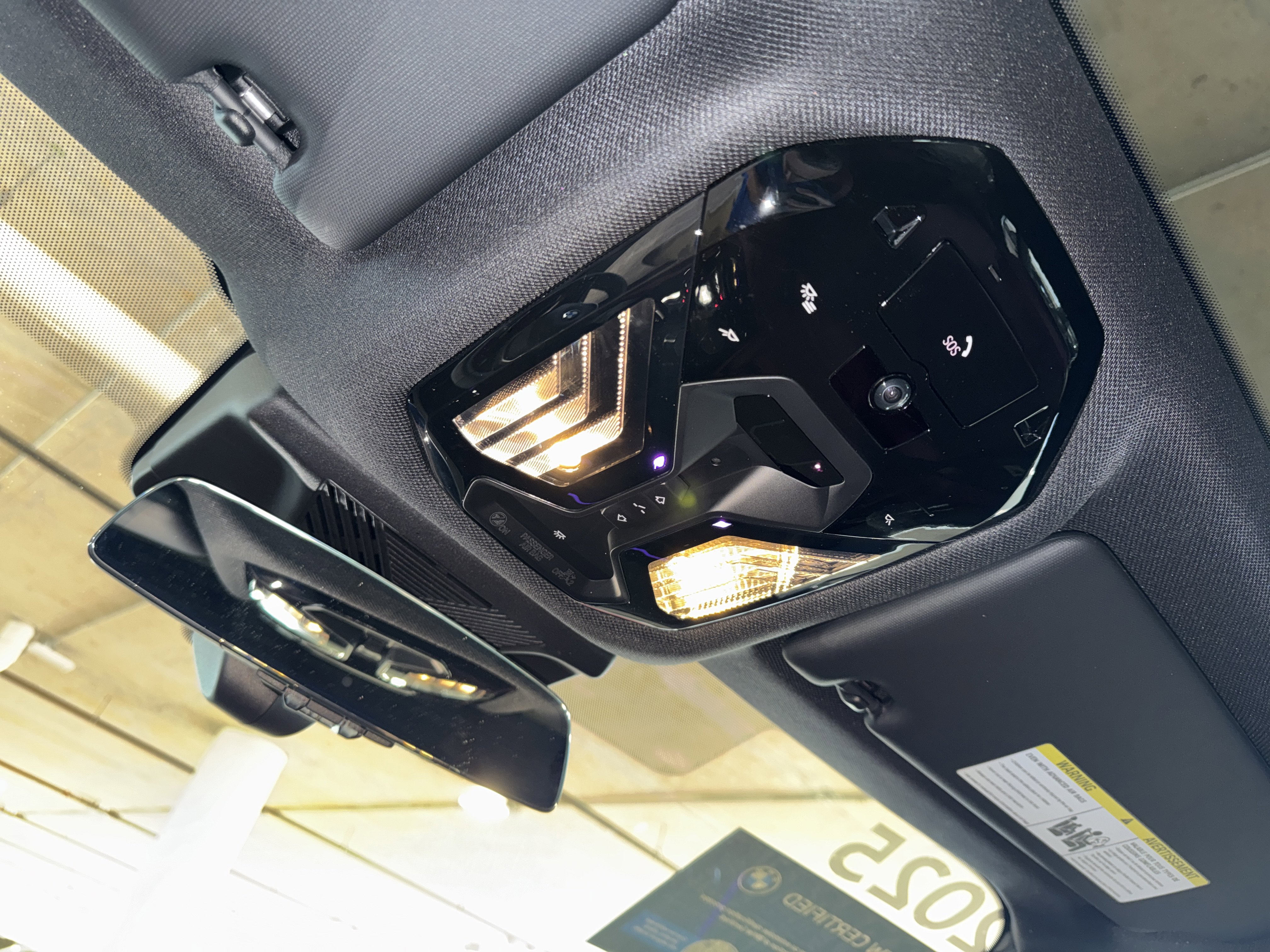 Certified 2025 BMW 530i image 31