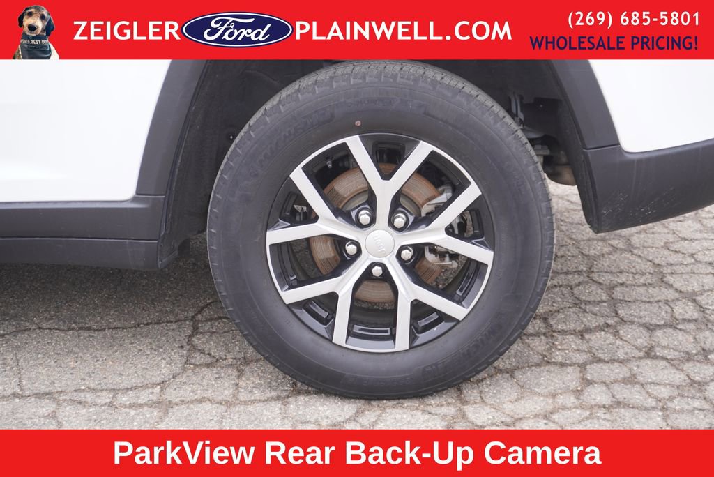 Used 2024 Jeep Grand Cherokee Limited image 9