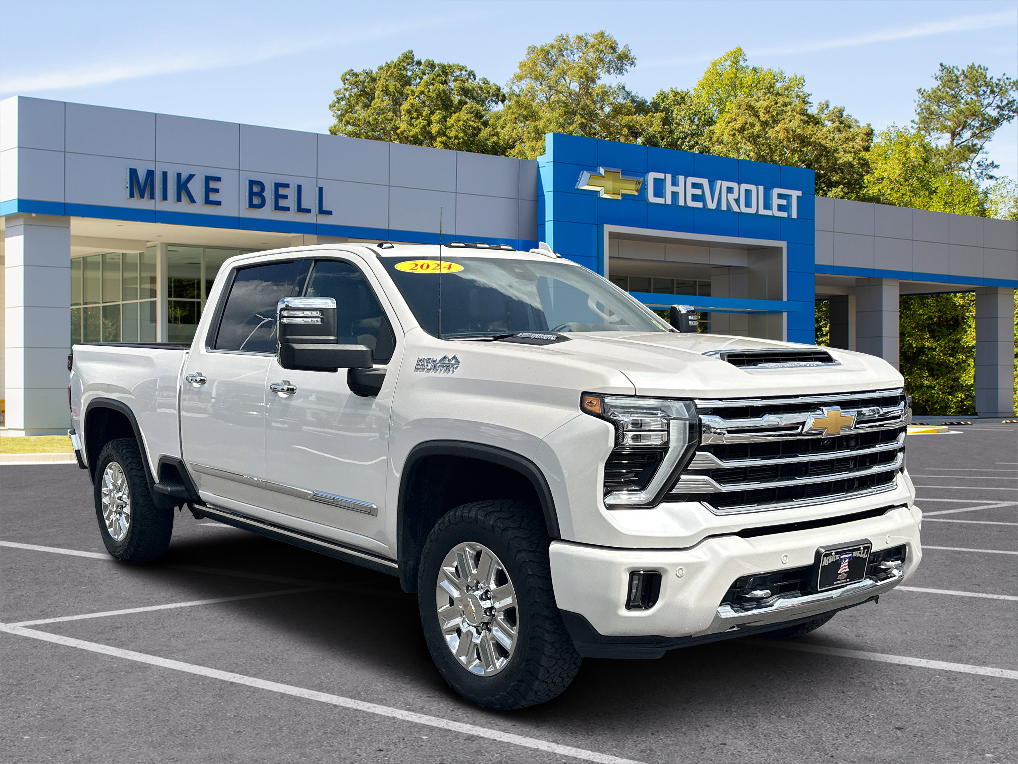 Used 2024 Chevrolet Silverado 3500 High Country w/ High Country Premium Package AWD/4WD image 1
