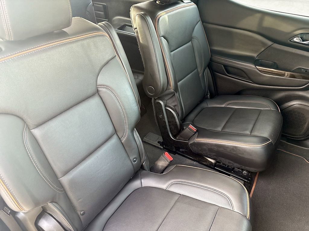 Used 2023 GMC Acadia AT4 w/ Preferred Package image 30