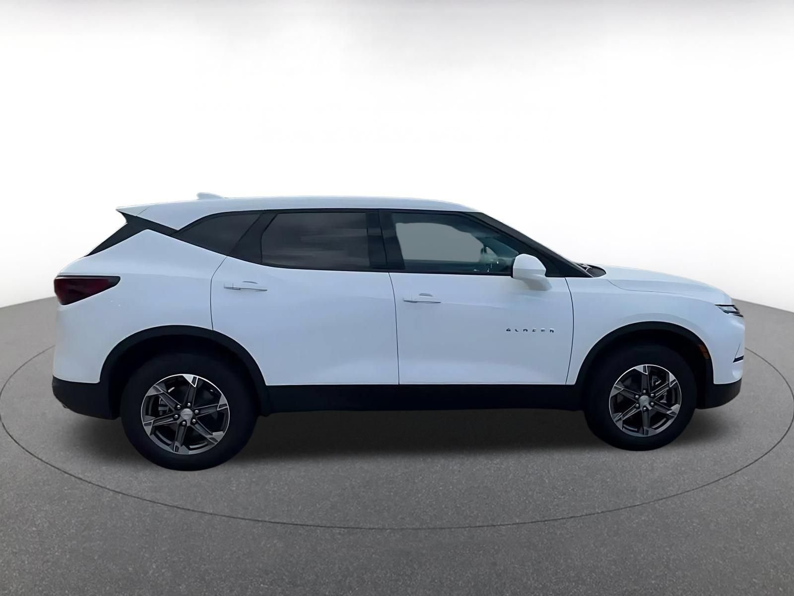 Used 2026 Chevrolet Blazer LT FWD image 15