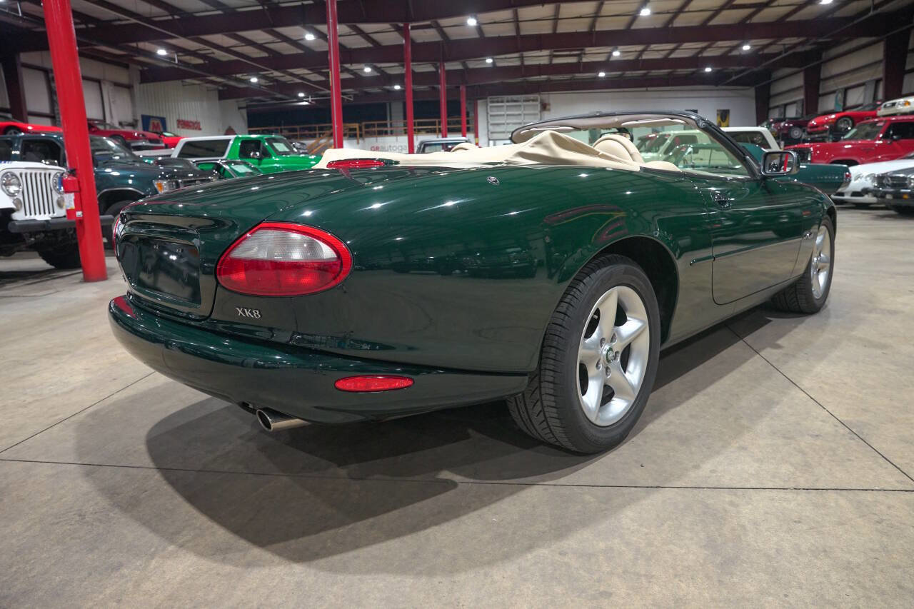 Used 2000 Jaguar XK8 Convertible RWD image 8