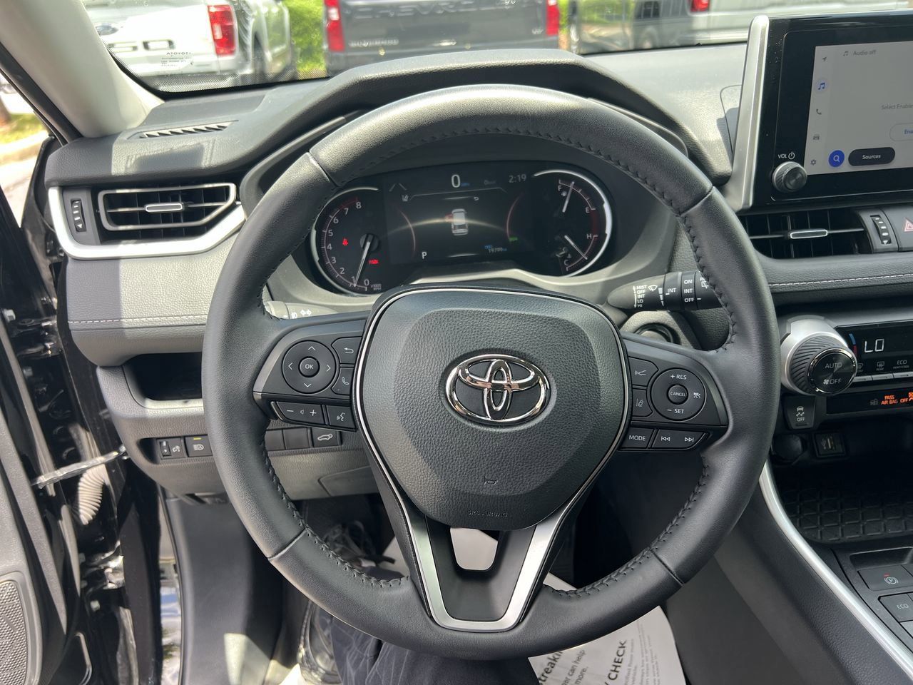 Used 2025 Toyota RAV4 XLE Premium FWD image 18