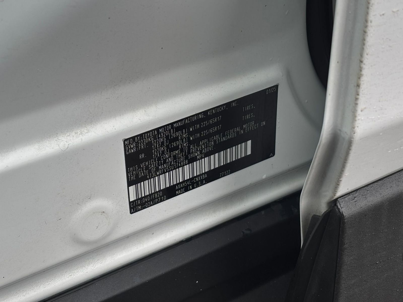 Used 2025 Toyota RAV4 LE image 22