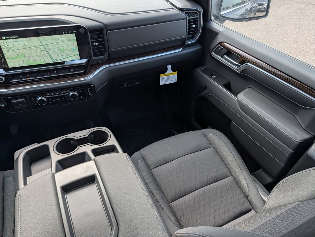 New 2026 GMC Sierra 1500 SLE image 24