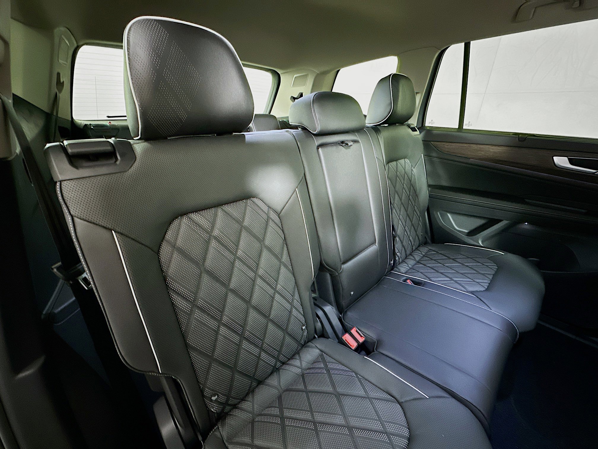 New 2026 Volkswagen Atlas SEL Premium R-Line image 28