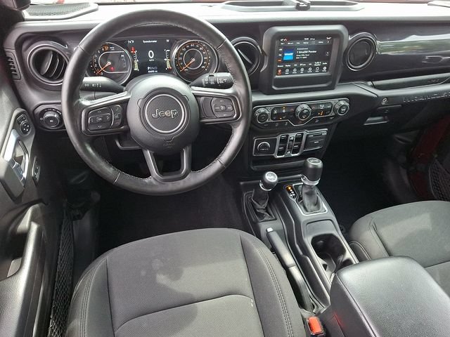 Used 2021 Jeep Wrangler Unlimited Sport AWD/4WD image 2