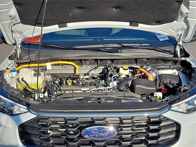 Used 2025 Ford Escape ST-Line w/ Equipment Group 301A image 22