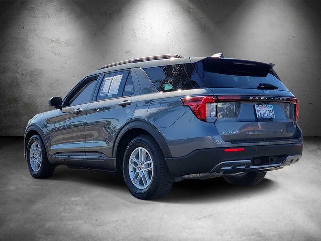 Used 2026 Ford Explorer Active w/ Active Comfort Package RWD image 4