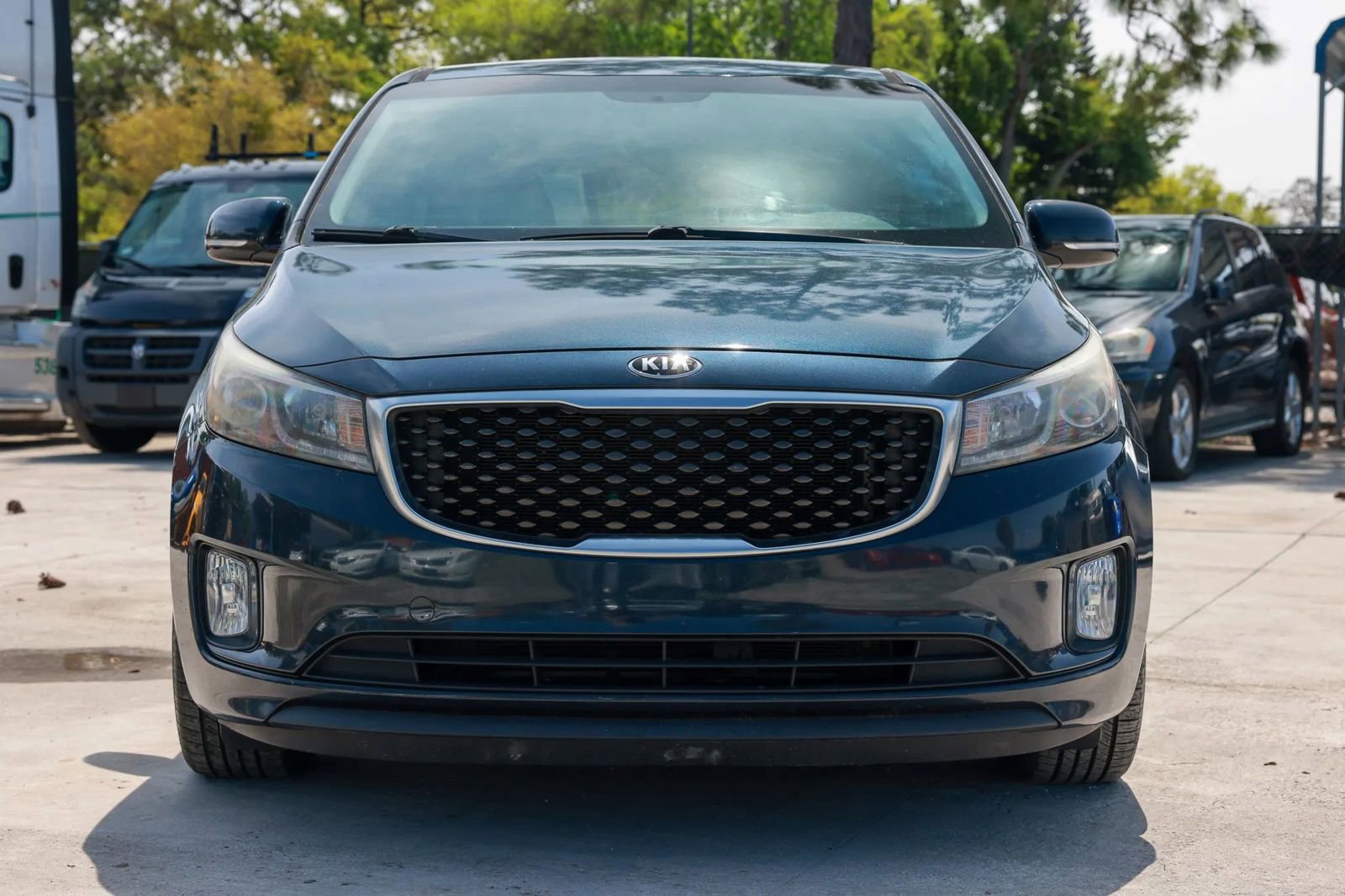 Used 2015 Kia Sedona EX image 10