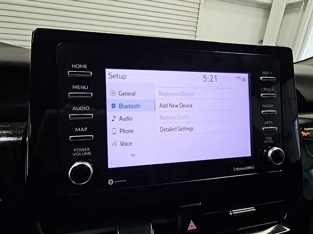 Used 2023 Toyota Camry SE image 16