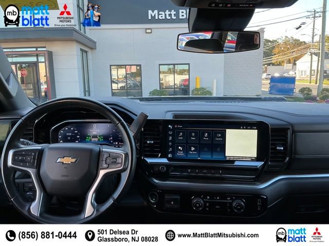 Used 2024 Chevrolet Silverado 3500 LT image 10